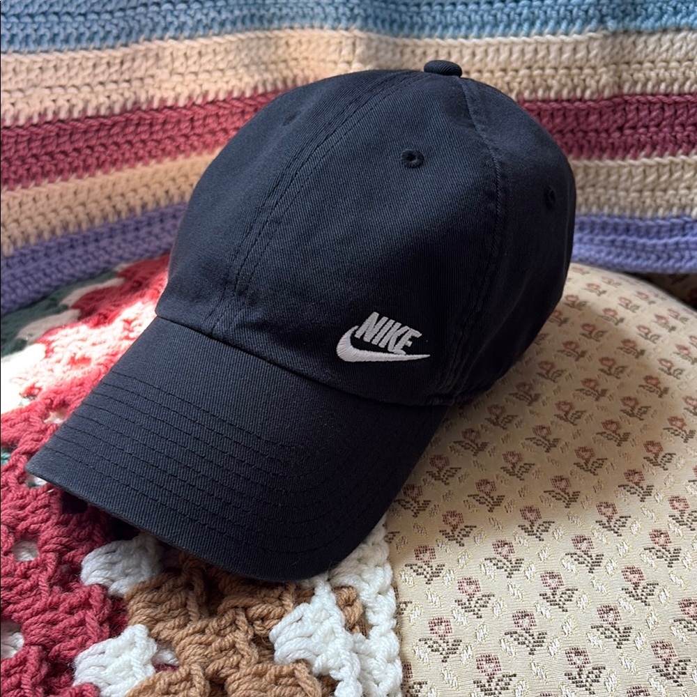 Nike Black Embroidered Swoosh Cap